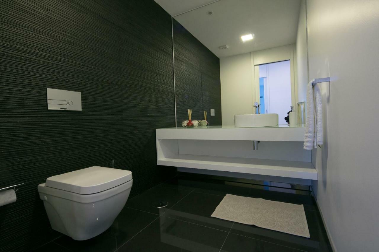 Spacious Luxury Holiday Apartment With A Great View, Funchal, Free Wifi And Parking Extérieur photo