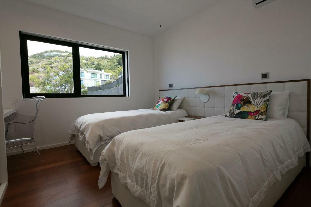 Spacious Luxury Holiday Apartment With A Great View, Funchal, Free Wifi And Parking Extérieur photo
