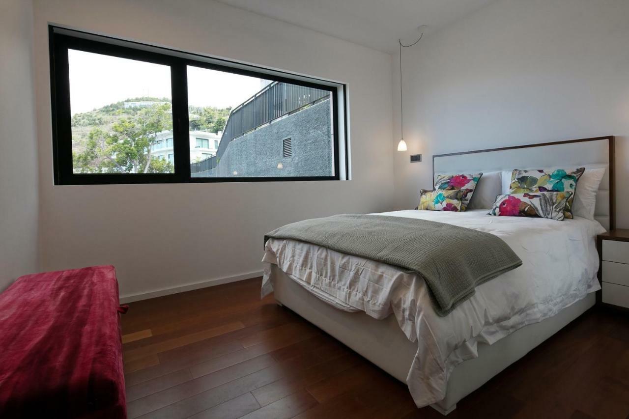 Spacious Luxury Holiday Apartment With A Great View, Funchal, Free Wifi And Parking Extérieur photo
